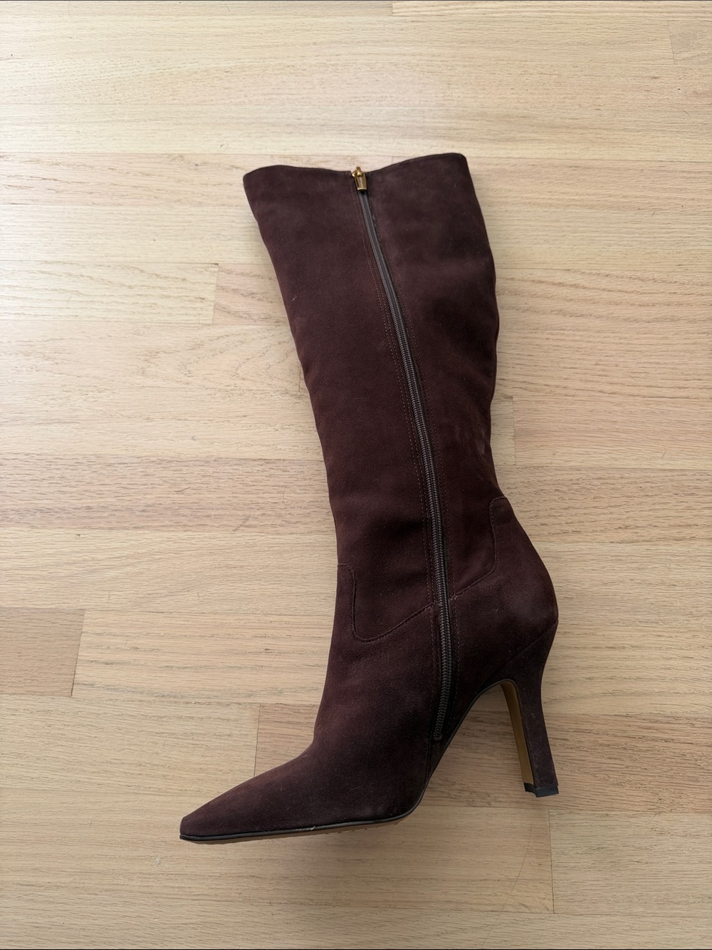 Suede boots